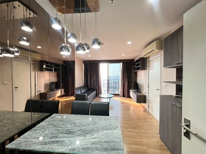รูป ⭐⭐[เช่า] The Tree Interchange 2Bedroom ขนาด 58 ตรม.ชั้น 27 ตึก B แต่งครบ พร้อมอยู่!! ใกล้ SCG บางซื่อ⭐⭐สอบถาม LINE ID: @atfirm📲 - รูปที่ 2/28