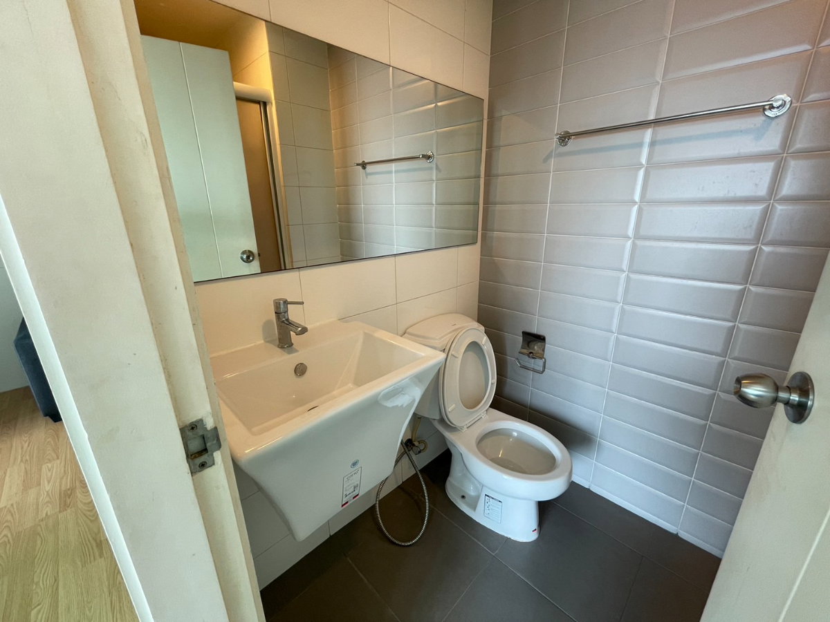 รูป **ขาย Aspire Rama 4 - 1ห้องนอน  28ตร. พร้อมเฟอร์ครบ ห้องสวยมาก** - รูปที่ 10/12