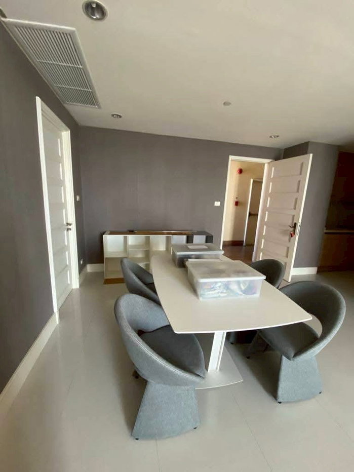 รูป LTHC12794 – Spacious Condo High Floor Pet-Friendly for Rent Phrom Phong | City Lifestyle Best Value | Near BTS Phrom Phong | 90,000 THB | คอนโดให้เช่า พร้อมพงษ์ เลี้ยงสัตว์ได้ ห้องกว้าง ชั้นสูง คุ้มค่า ใกล้ BTS พร้อมพงษ์ - รูปที่ 2/10