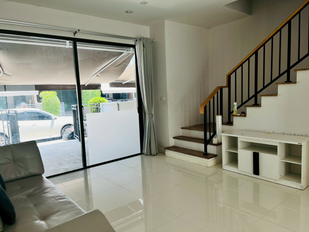 picture RENT Muang Klang Village, Wacharaphon - 20/99