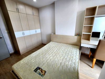 Condos for rent : Ideo sathorn thapra 12000 for rent