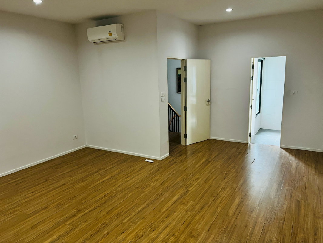 picture RENT Muang Klang Village, Wacharaphon - 48/99