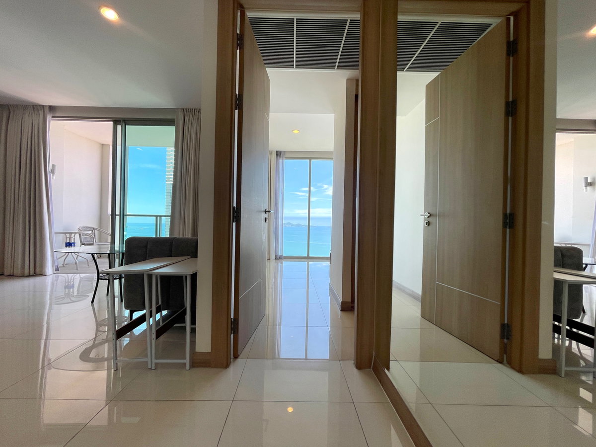 รูป For rent The Riviera Wongmat Beach SeaView Corner room  - รูปที่ 21/24