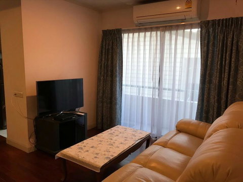 A031985 Saladaeng Executive