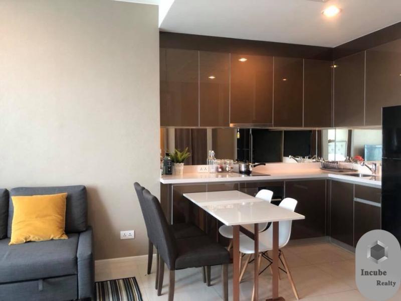 picture A031302 Menam Residences - 2/5
