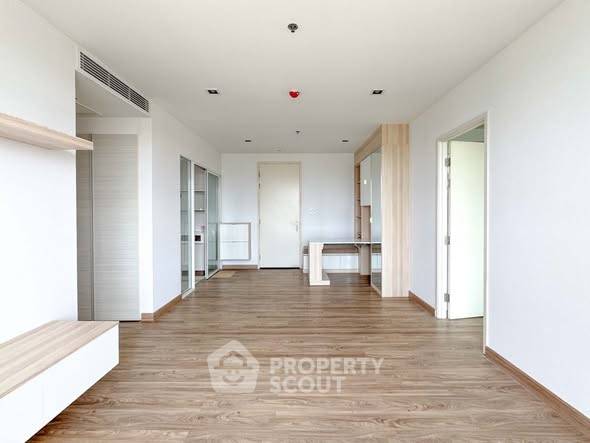 รูป คอนโด 2-ห้องนอน ที่ เดอะ รูม สาทร-ตากสิน ใกล้ BTS โพธิ์นิมิตร (ID 2831000) - รูปที่ 3/14