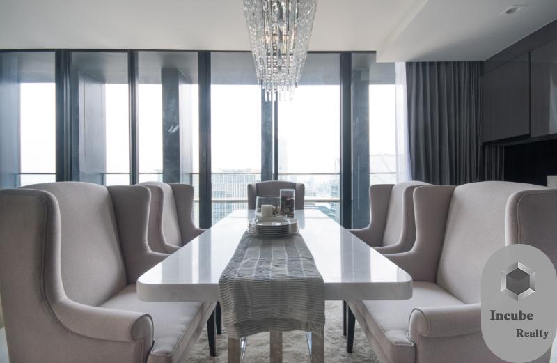 รูป A031492 Noble Ploenchit - รูปที่ 1/8