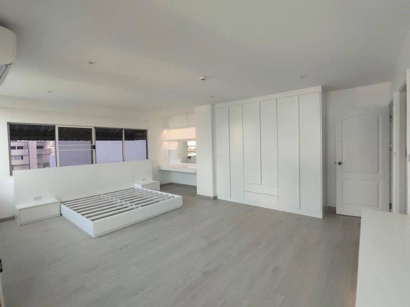 picture A032077 Silom Condominuim - 4/7