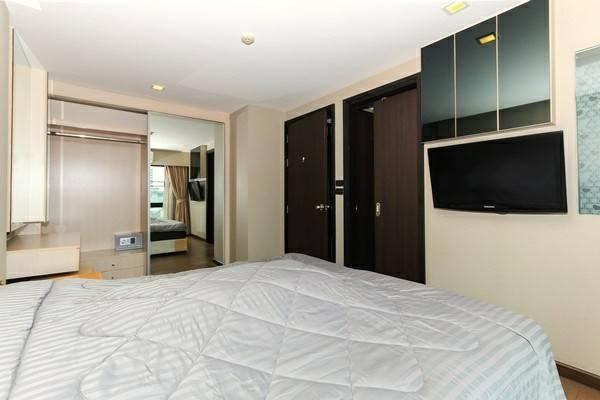 picture A033008 Tidy Thonglor - 2/8