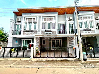 Townhouses for sale Ramkhamhaeng University 2 : For Sale Townhouse/Townhome  , Golden Town 3 Bangna-Suanluang , wide frontage , Dok Mai , Prawet , Bangkok , CX-121697 ✅ Live chat with us ADD LINE @connexproperty ✅