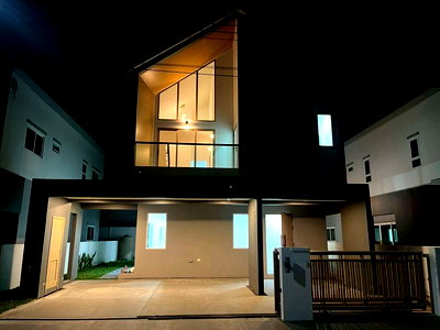 เช่าบ้านเดี่ยว ปทุมธานี : 🏡 บ้านเดี่ยวรังสิต คลอง 2 หลังใหญ่ รีโนเวทใหม่ เพียง 18,000 | PrimeSquare 2 รังสิต คลอง 2