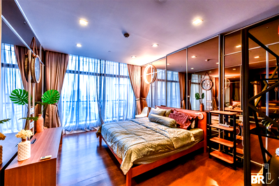 Condos for sale : Luxury Condo in Central City Location Urbano Absolute Sathon-Taksin near BTS Krung Thonburi