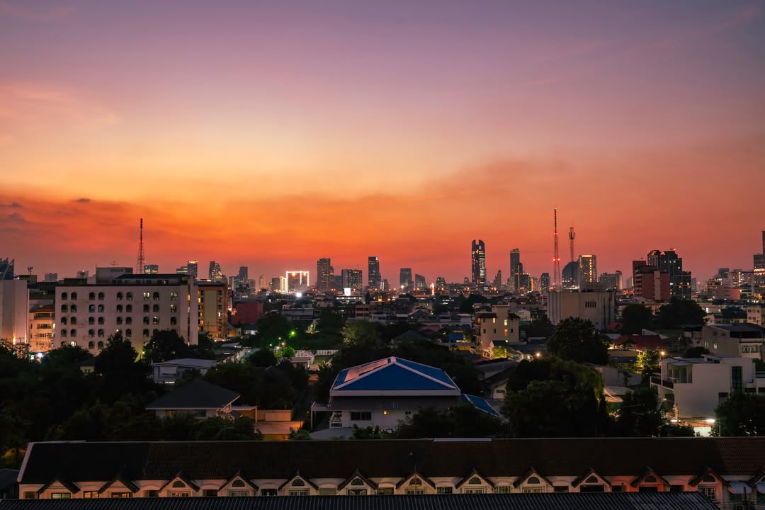 picture A033501 The Kris 1-4  (Ratchada 17) - 4/8