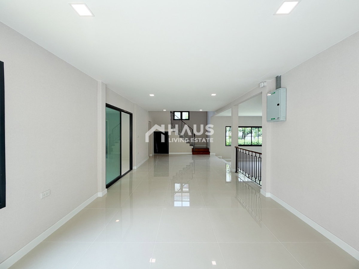 picture Ladawan Pinklao - Borommaratchachonnani / 4 Bedrooms #HPHU074 - 11/28