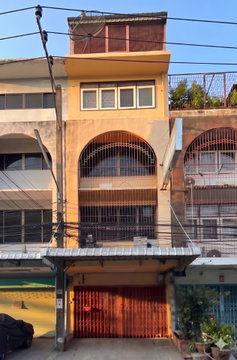 WS7270 🔥 5-story commercial building near Airport Rail Link Ramkhamhaeng, just 1 minute away ❤️ Only 30,000 baht/month 💸