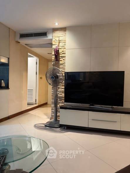 picture 2-BR Condo at Wittayu Complex near BTS Phloen Chit (ID 2831270) - 2/7