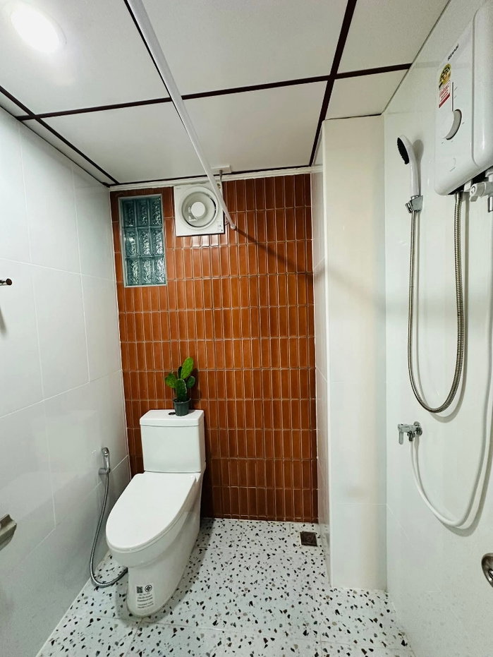 รูป บ้านหลังใหญ่ พื้นที่เยอะ อยู่สบาย เหมาะทั้งอยู่อาศัยและทำงานว รีโนเวทใหม่ ซอยเสรีไทย 57 บ้านเดี่ยว เนื้อที่ 100 ตร.วา - รูปที่ 6/20