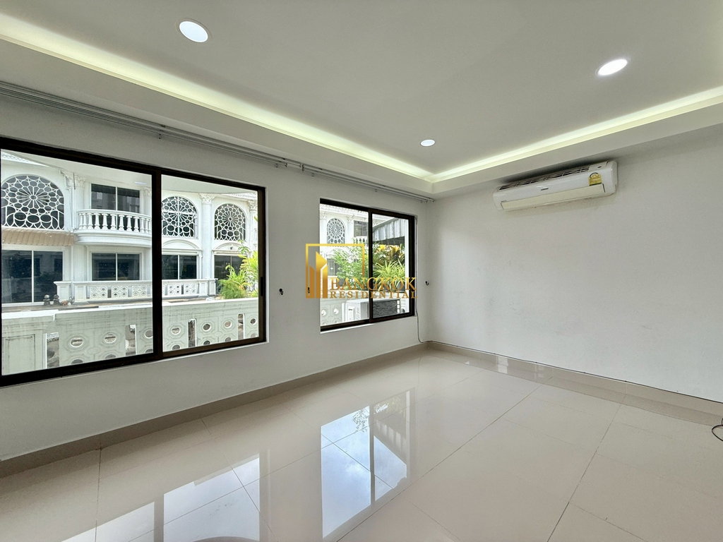 รูป Leo Classic Place | Renovated 3 Bed Townhouse in Thonglor - BR49083TH - รูปที่ 18/40