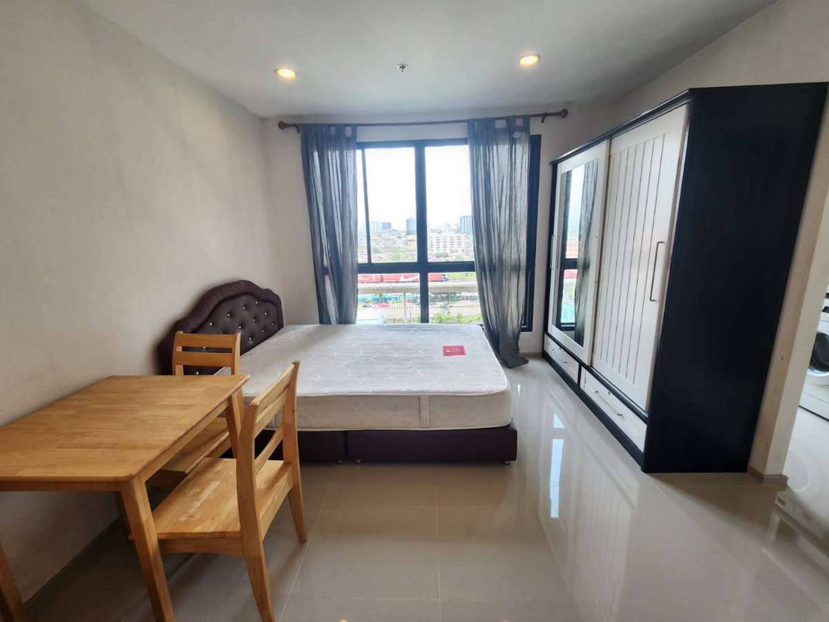 picture  Ideo sathorn thapra  9000 bath - 2/11