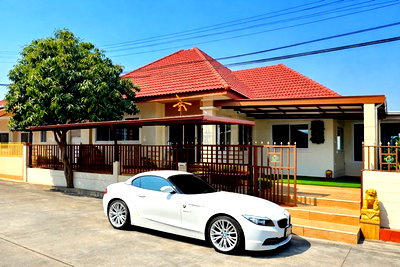 เช่าบ้านเดี่ยว กรุงเทพมหานคร : เทียนทะเล 17-21 บ้านเดี่ยว รร.สวนกุหลาบ ธนบุรี 3.2 กม. 3 นอน 2 น้ำ ใกล้ตลาดดีเทียนทะเล 200 ม. บางขุนเทียน 33 ตร.ว.130 ตร.ม.
