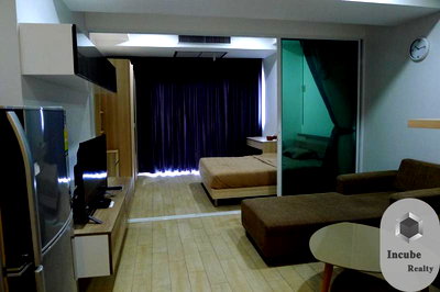 คอนโดให้เช่า : A032962 The Trendy Condominium