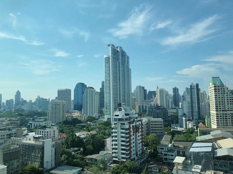 A030093 Aguston Sukhumvit 22