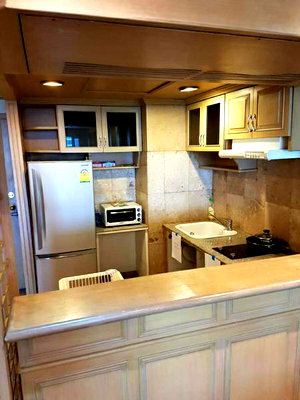 Condos for rent Sukumvit 13 : A032193 Sukhumvit Suite