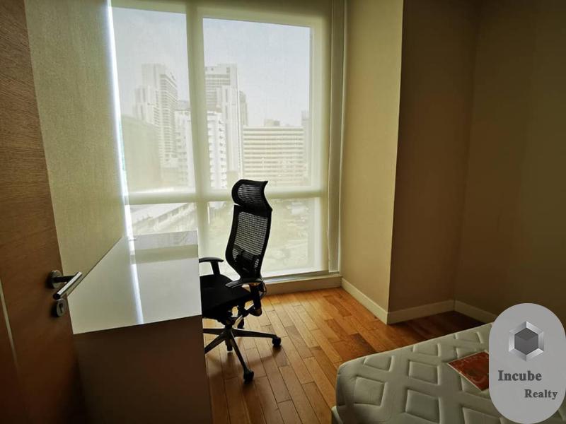 picture A031316 Millennium Residence - 3/8