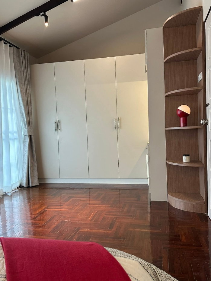 รูป บ้านหลังใหญ่ พื้นที่เยอะ อยู่สบาย เหมาะทั้งอยู่อาศัยและทำงานว รีโนเวทใหม่ ซอยเสรีไทย 57 บ้านเดี่ยว เนื้อที่ 100 ตร.วา - รูปที่ 19/20