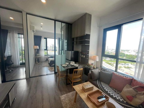 A030995 KnightsBridge Prime Ratchayothin