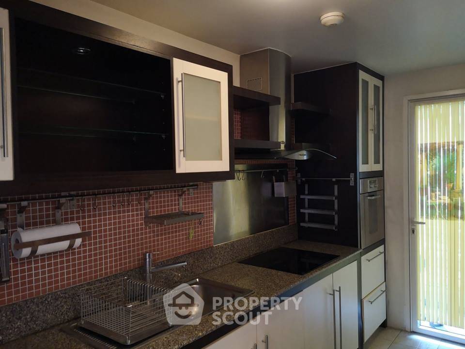 รูป คอนโด 2-ห้องนอน ที่ อเวนิว 61 คอนโดมิเนียม ใกล้ BTS ทองหล่อ (ID 513546) - รูปที่ 4/10