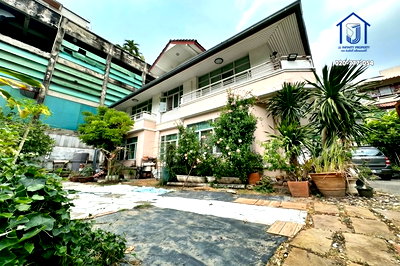 บ้านเดี่ยว วิทยาลัยสารพัดช่างพระนคร : ขายบ้านเดี่ยว 2 ชั้น 89 ตร.ว. หลังริม ซอยลาดพร้าว 87 แยก 10 ใกล้ทางด่วนฉลองรัช,รถไฟฟ้าสายสีเหลือง