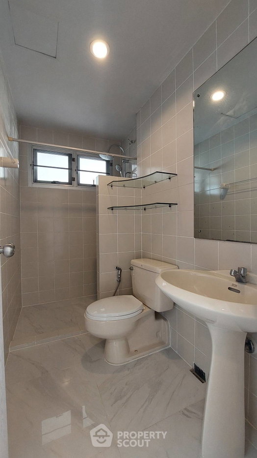 รูป คอนโด 4-ห้องนอน ที่ สายชล แมนชั่น ใกล้ BTS สะพานตากสิน (ID 2831058) - รูปที่ 14/14