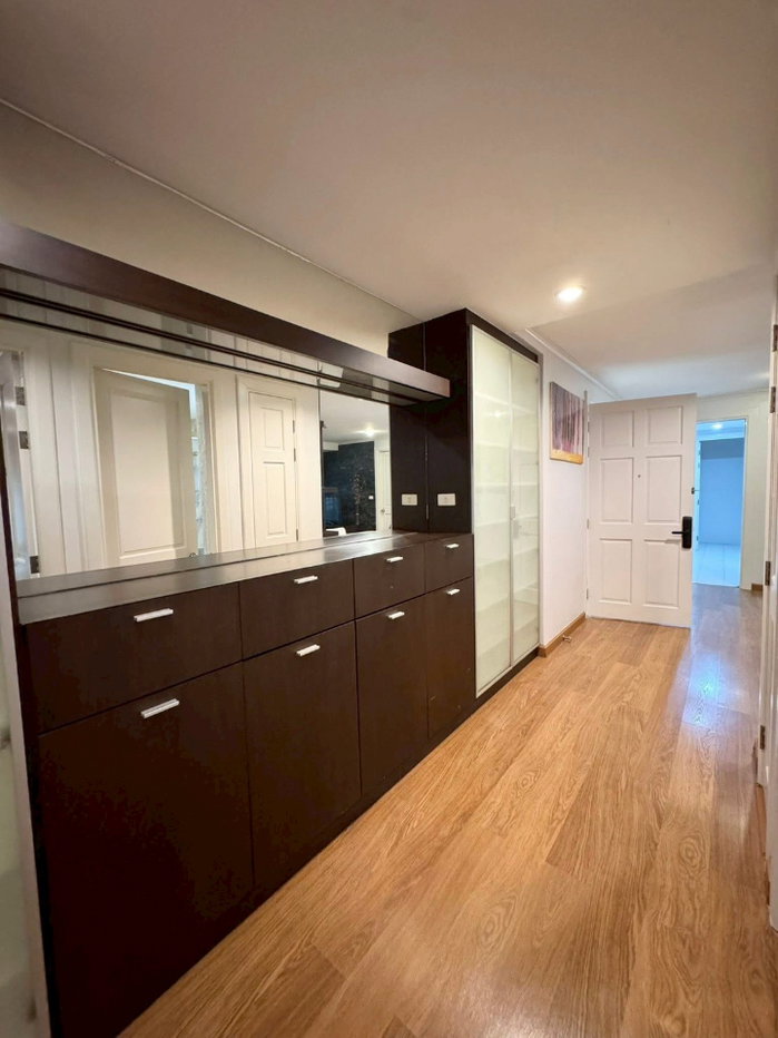 picture Wattana                   Suite  - 11/15