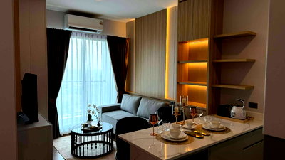 Condos for rent Chiang Mai : For Rent  Arise Charoenmueang Condo, 19th floor, 31 sq m. New and beautiful room.