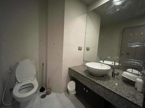 A032083 Silom Grand Terrace