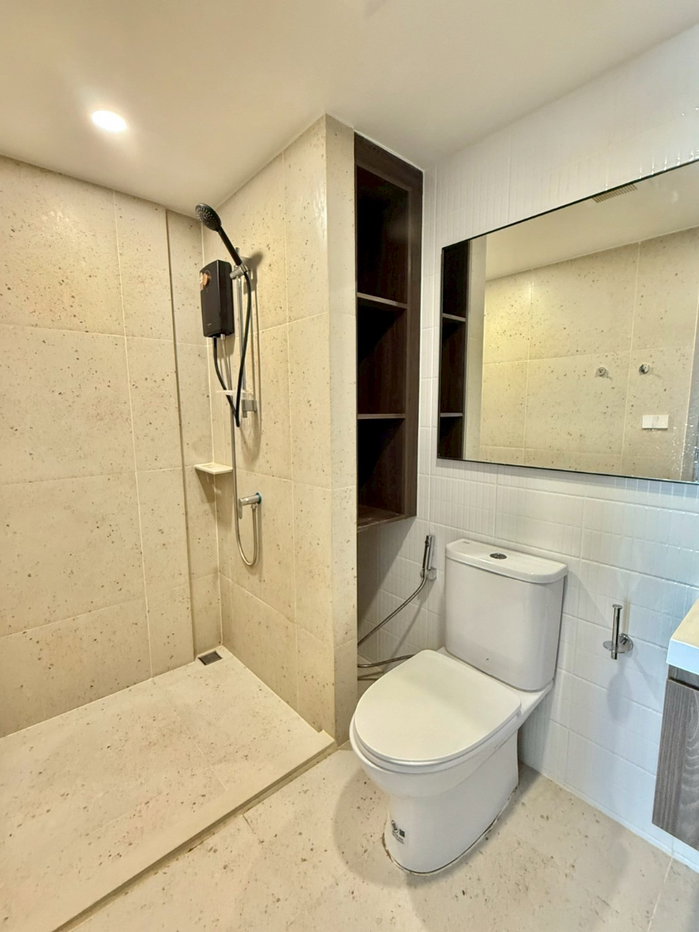 รูป #ให้เช่าคอนโด NUE CROSS KHU KHOT (นิว ครอส คูคต สเตชั่น) ✨ ห้องสวยมาก แบบ 1 Bedroom / 1 Living Room แยกห้องนอนเป็นสัดส่วน อยู่สบายกว่าห้องสตูดิโอ - รูปที่ 20/21