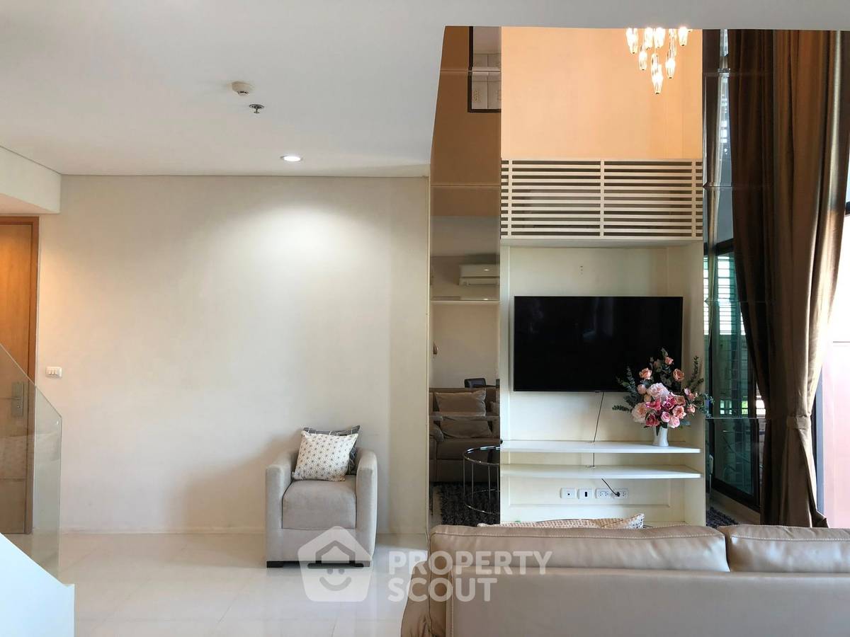 picture 1-BR Condo at Villa Asoke near MRT Phetchaburi (ID 2831023) - 10/24