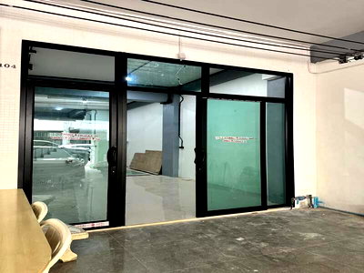 Office for sale Bang Lamung Chonburi : Jomtien Commercial Building for Sale 5 Storey Near Beach