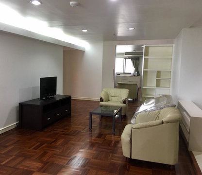 A030285 Baan Suanpetch