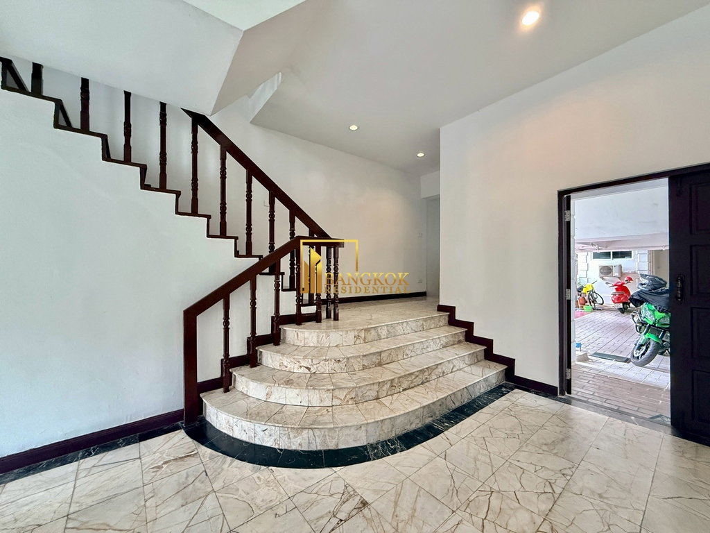 รูป Leo Classic Place | Renovated 3 Bed Townhouse in Thonglor - BR49083TH - รูปที่ 9/40
