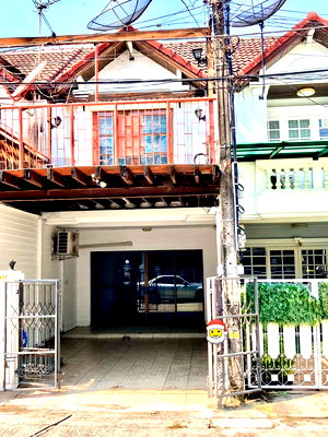 เช่าทาวน์โฮม BTS บางนา : ✨ บ้านสวยพร้อมอยู่ ซอยบางนา-ตราด 56 (เนชั่น) เข้าซอยเพียง 400 เมตร จากถนนใหญ่ เดินทางสะดวกมาก 2 ห้องนอน 2 ห้องน้ำ ใกล้เซ็นทรัลบางนา ✨