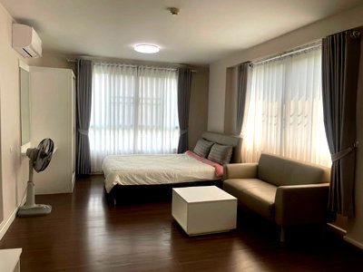 Condos for rent Chiang Mai : 🔥 Room for RENT! at Dcondo Campus @ CMU Condominium ** Corner unit - Pool view ** Next to Chiangmai University Near Nimman, 7-11 and etc.