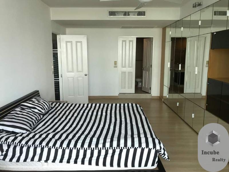 picture A030254 Baan Sathorn Chaopraya - 2/5