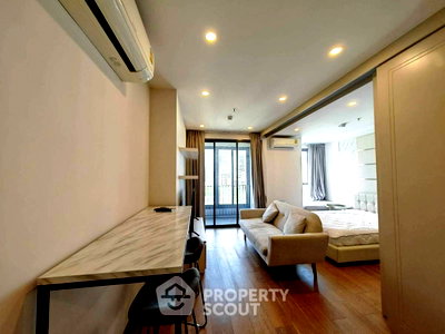 คอนโดให้เช่า : คอนโด 1 ห้องนอน Q ชิดลม–เพชรบุรี ใกล้ BTS ชิดลม ชั้น 12A พื้นที่ 47 ตร.ม. (ID 2831350)
