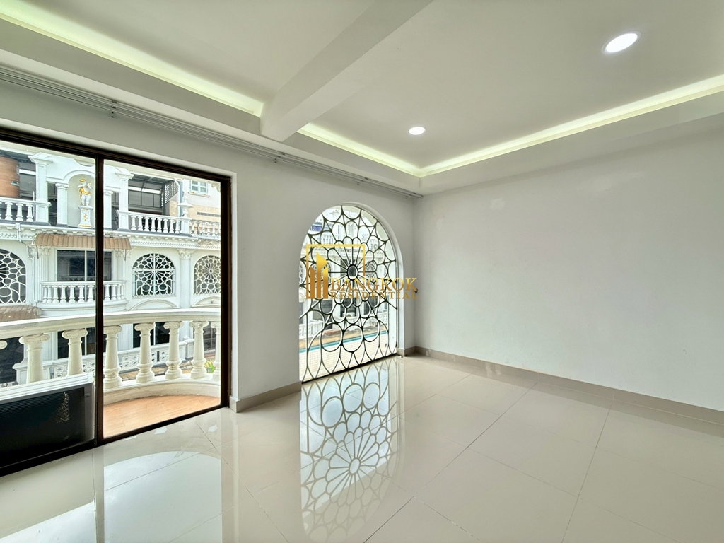 รูป Leo Classic Place | Renovated 3 Bed Townhouse in Thonglor - BR49083TH - รูปที่ 28/40