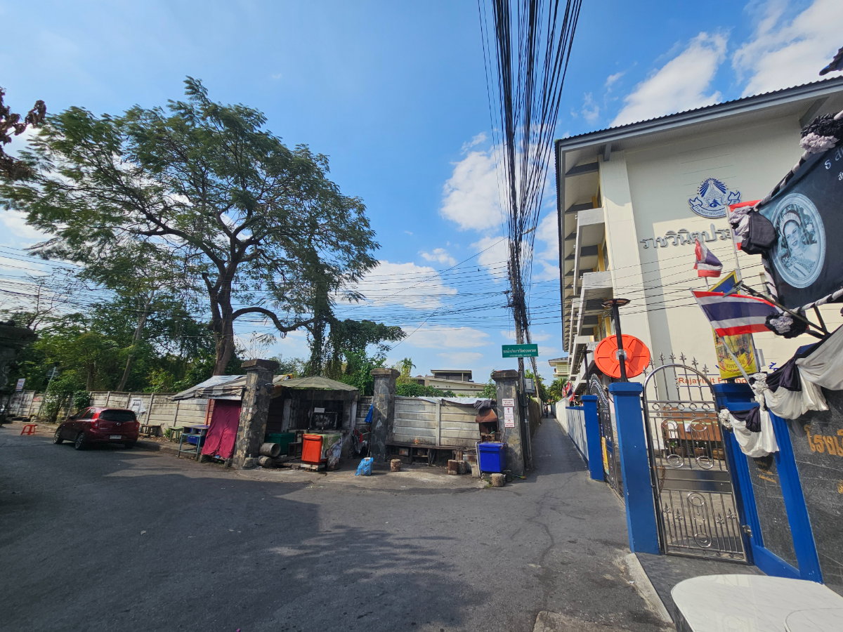 รูป บ้านให้เช่า248ซ.เพชรเกษม62/4ปากซ.ทางลงรถไฟฟ้าบางแคฝั่งลิฟท์ - รูปที่ 25/30