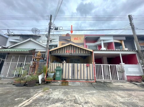 TOWN HOUSE 16.7 Sq.w. Thanyaburi Pathumthani for 1.3M