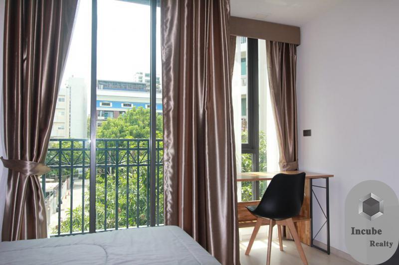 picture A033047 Venio Sukhumvit 10 - 7/8