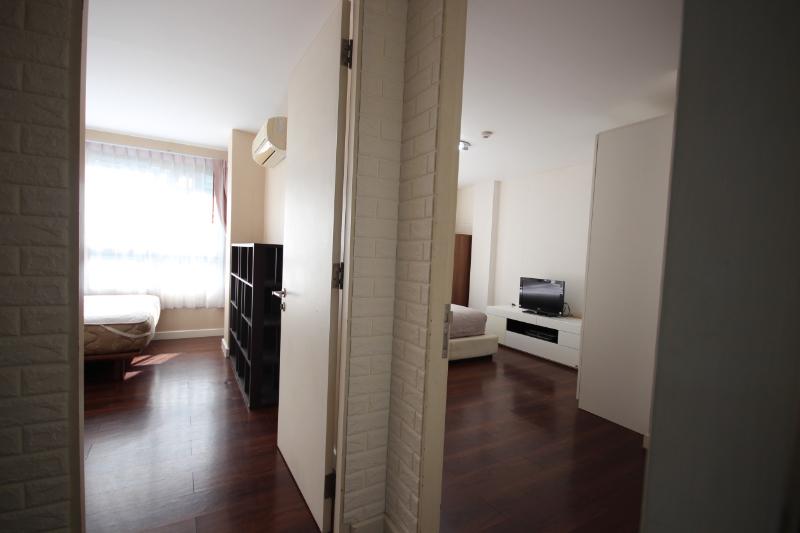 รูป A032454 The Clover Thonglor - รูปที่ 2/8